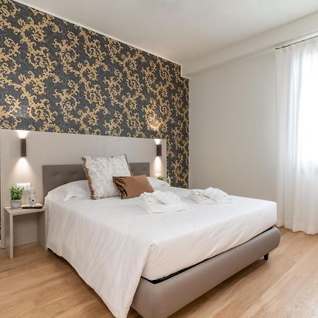 Grifoni Boutique Hotel Венеция Экстерьер фото
