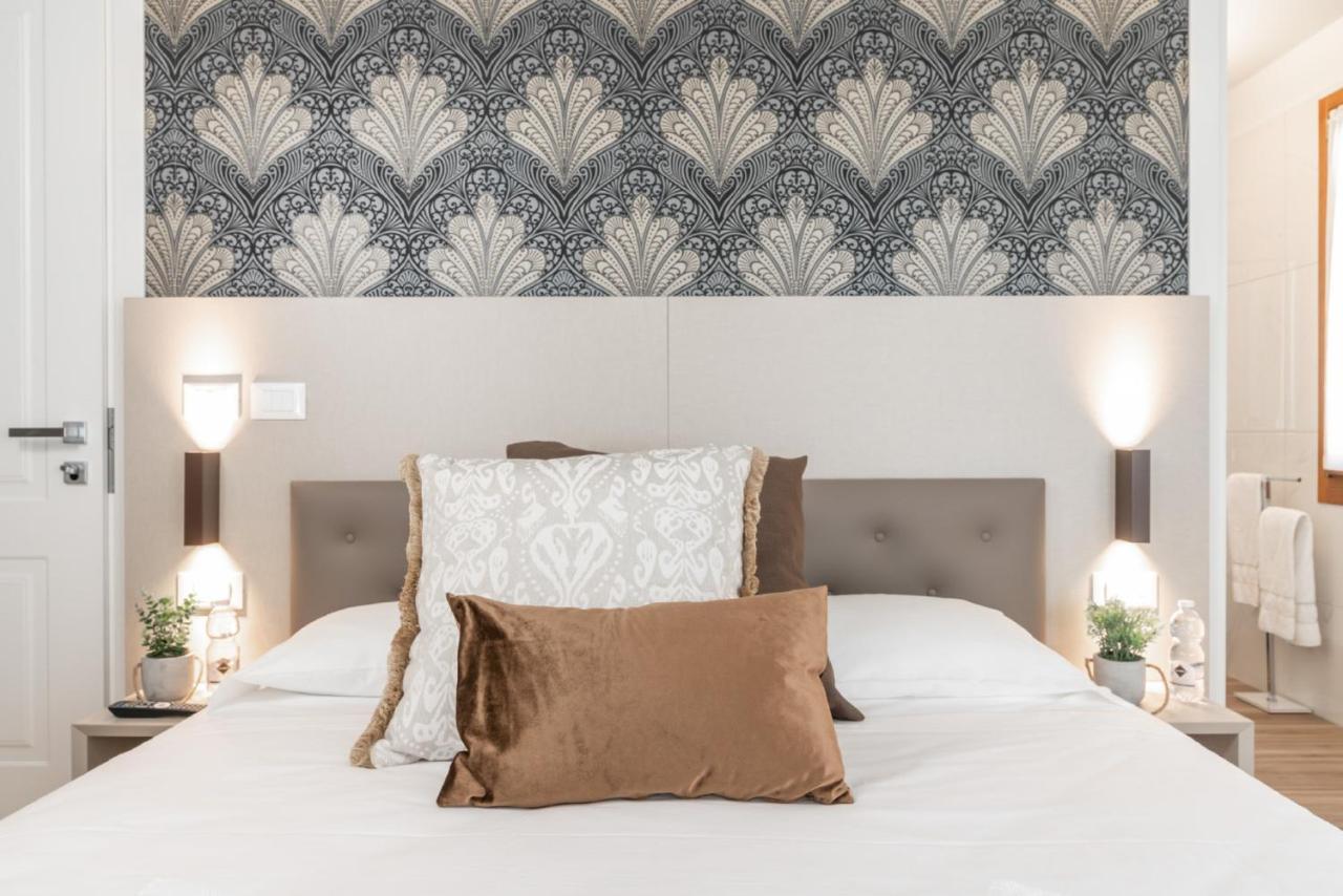 Grifoni Boutique Hotel Венеция Экстерьер фото