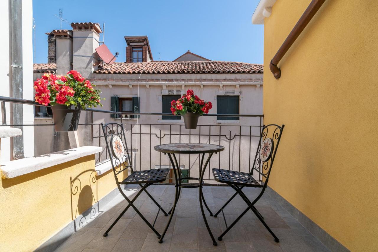 Grifoni Boutique Hotel Венеция Экстерьер фото